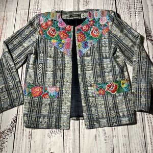 Milargros hand woven Women's Blazer with floral embroidery